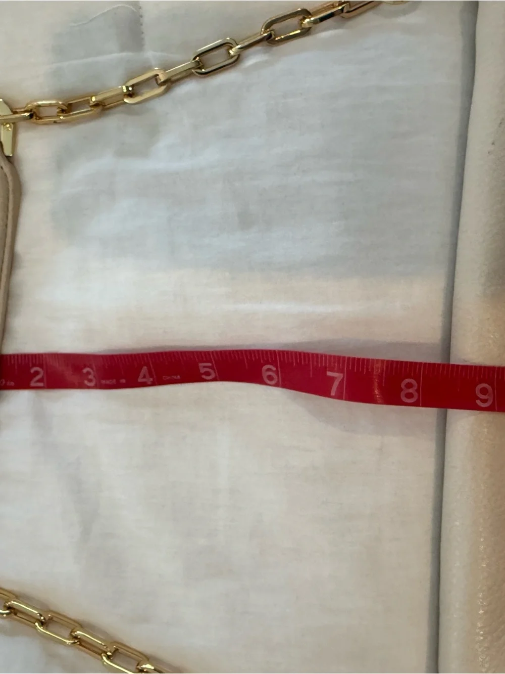 Tory Burch Ivory/Beige Pebbled Leather Shoulder Bag with Gold Logo